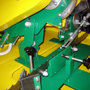 regulējama dimanta asināšanas iekārta lentzāģu slīpripai