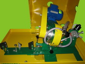 regulējama dimanta asināšanas iekārta lentzāģu slīpripai